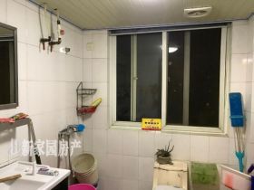 德民花苑东区 3室2厅2卫 131m&sup2;