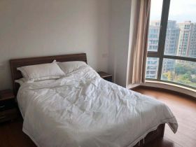 绿城玉兰公寓 3室2厅2卫 137.82m&sup2;