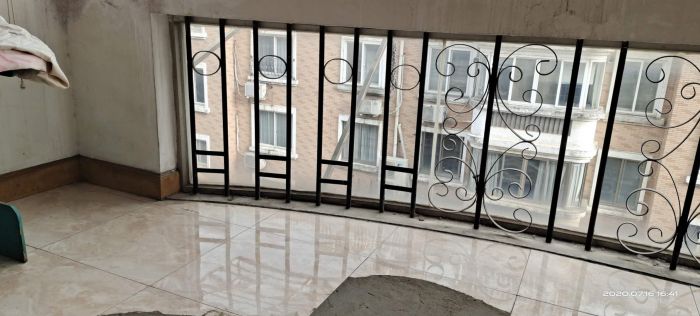 翡翠花园 3室2厅1卫 105.9m&sup2;