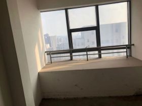 景华城 3室2厅2卫 160.8m&sup2;
