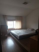 金鑫苑 5室2厅1卫 183m&sup2;