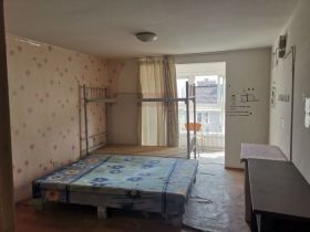 锦安花园 3室1厅1卫 90m&sup2;