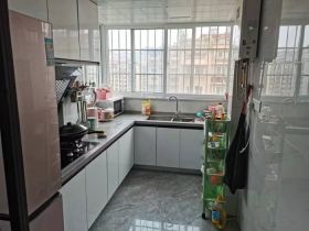 景和花苑 5室2厅1卫 94.88m&sup2;