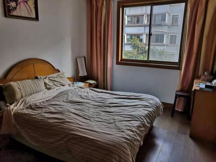 天都花苑 3室2厅1卫 138m&sup2;