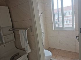 文峰花苑 3室1厅1卫 88.1m&sup2;