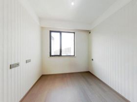 龙湖天宸源著 3室2厅1卫 98m&sup2;