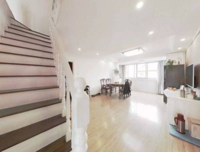北濠桥东村 4室2厅1卫 105.00m&sup2;
