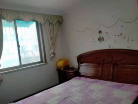 新胜花苑 3室2厅1卫 125m&sup2;