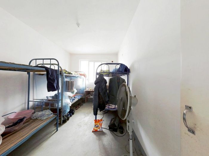 公园南苑 3室2厅1卫 126m&sup2;