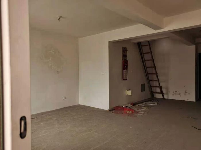 优山美地花园南区 3室2厅2卫 158.00m&sup2;