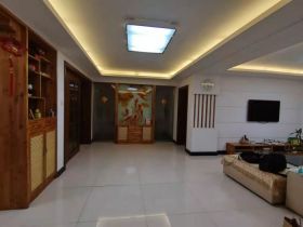 天都花苑 4室2厅2卫 221.67m&sup2;