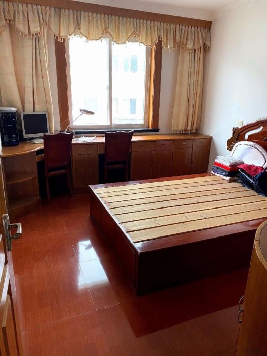 中兴花苑 3室2厅2卫 133.2m&sup2;