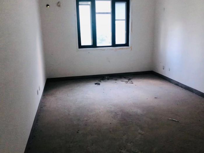 南通壹城水清木华 3室3厅2卫 240m&sup2;