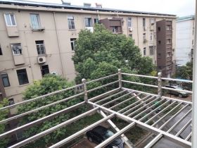 新桥新村 1室1厅1卫 37m&sup2;