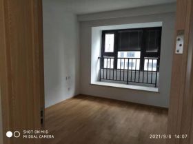 云樾东方 3室2厅1卫 95m&sup2;