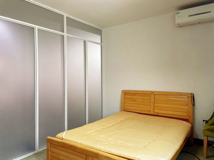 天馨花苑 3室2厅1卫 122m&sup2;