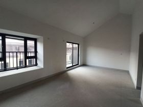 云樾河山 5室3厅3卫 180m&sup2;