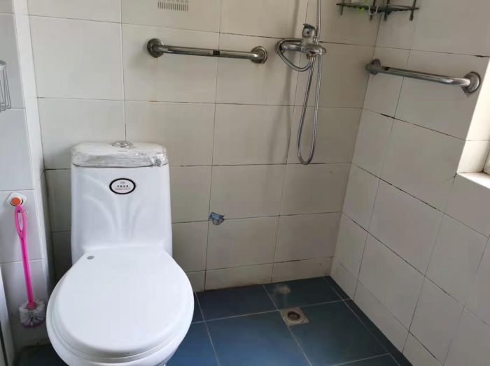 万象新路 3室2厅1卫 90m&sup2;