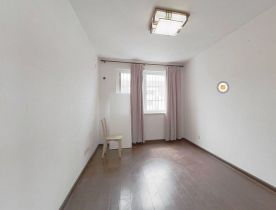 城港花苑 4室2厅1卫 126m&sup2;