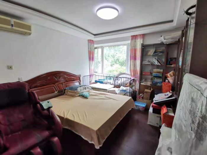 天安花园 4室2厅2卫 165m&sup2;