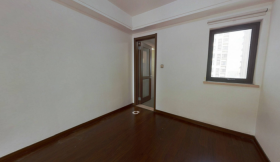 万科城市之光 4室2厅2卫 141m&sup2;