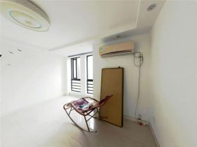 东景国际 2室1厅1卫 62m&sup2;