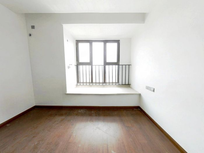 富力半岛花园 3室2厅2卫 130m&sup2;
