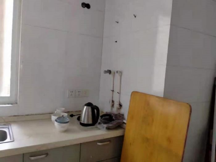 瑞景广场 2室2厅1卫 110m&sup2;