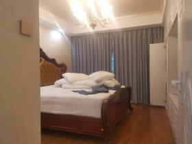 万科城市之光 6室3厅1卫 122.00m&sup2;