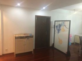 濠滨花园 4室2厅2卫 160.00m&sup2;