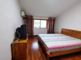 天都花苑 4室2厅2卫 221.67m&sup2;