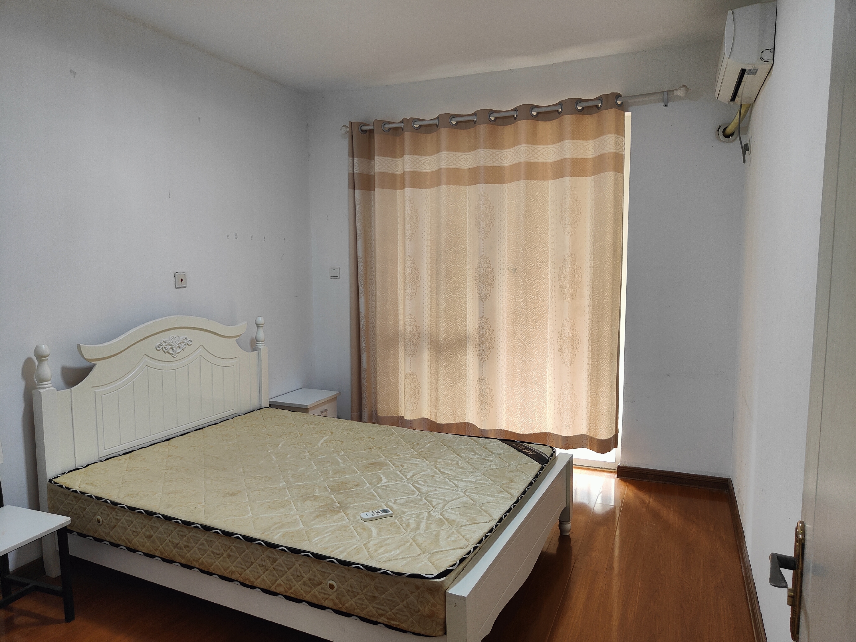 学士府 2室1厅1卫 107.00m&sup2;