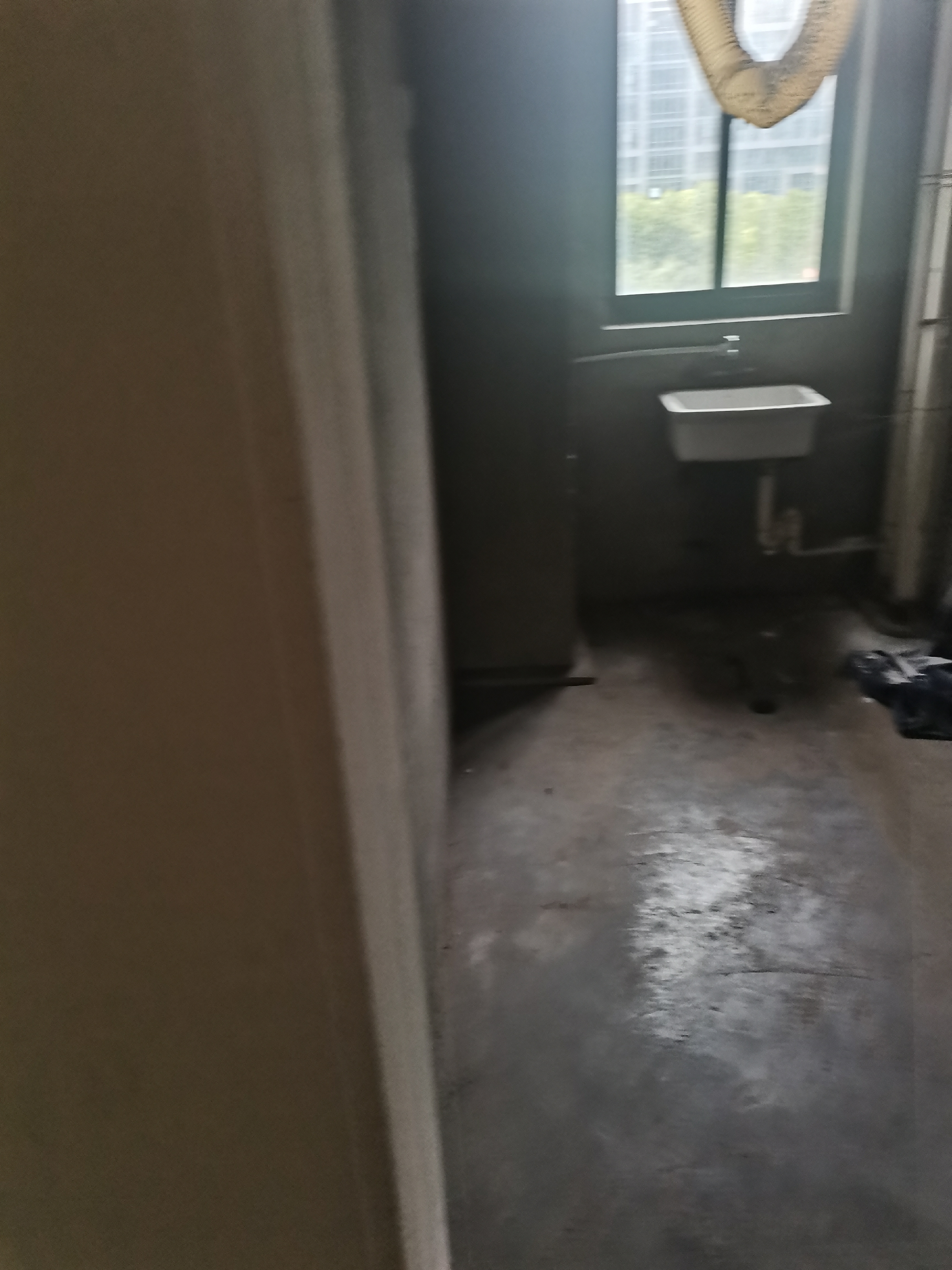 万通城 3室2厅1卫 102m&sup2;