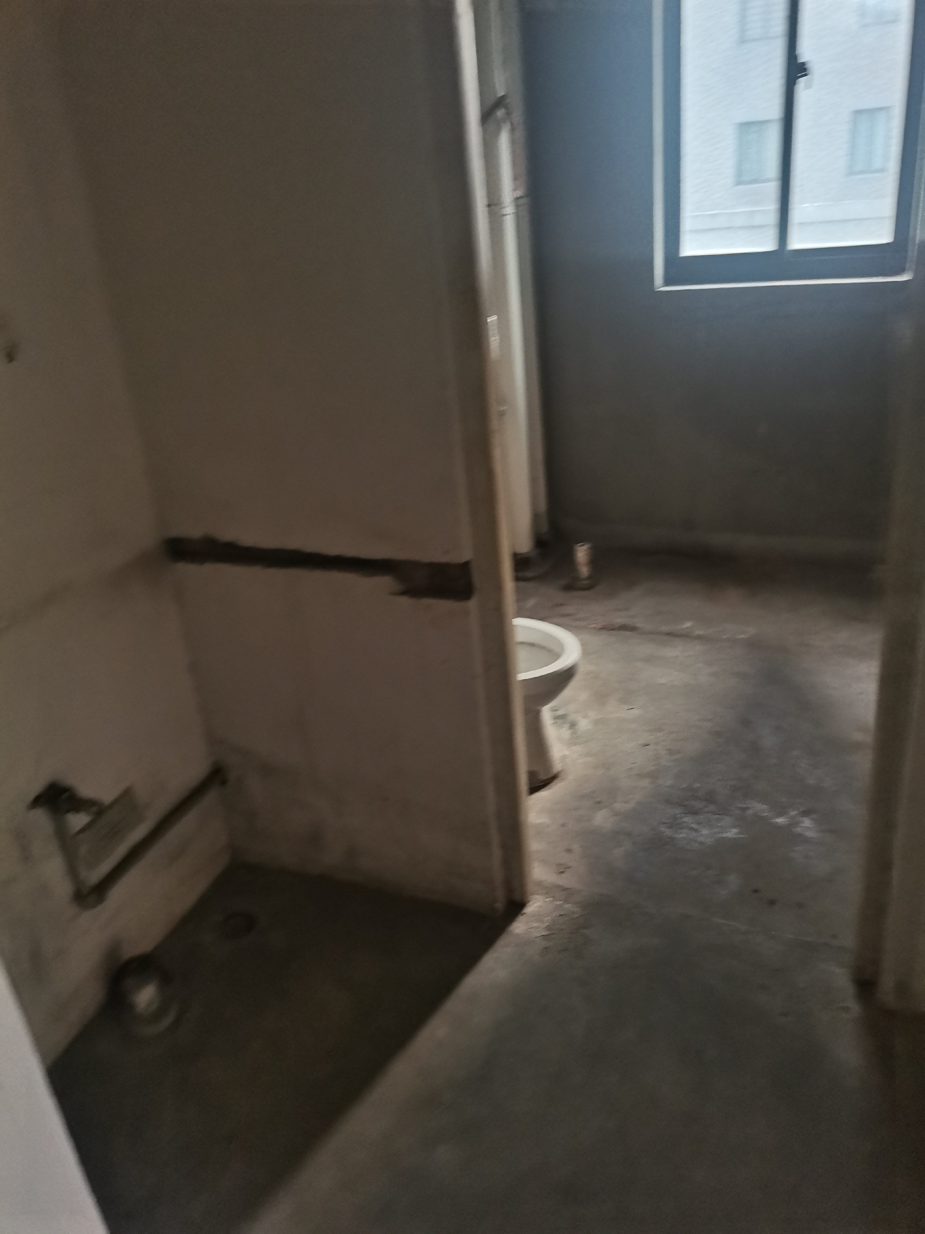 万通城 3室2厅1卫 102m&sup2;