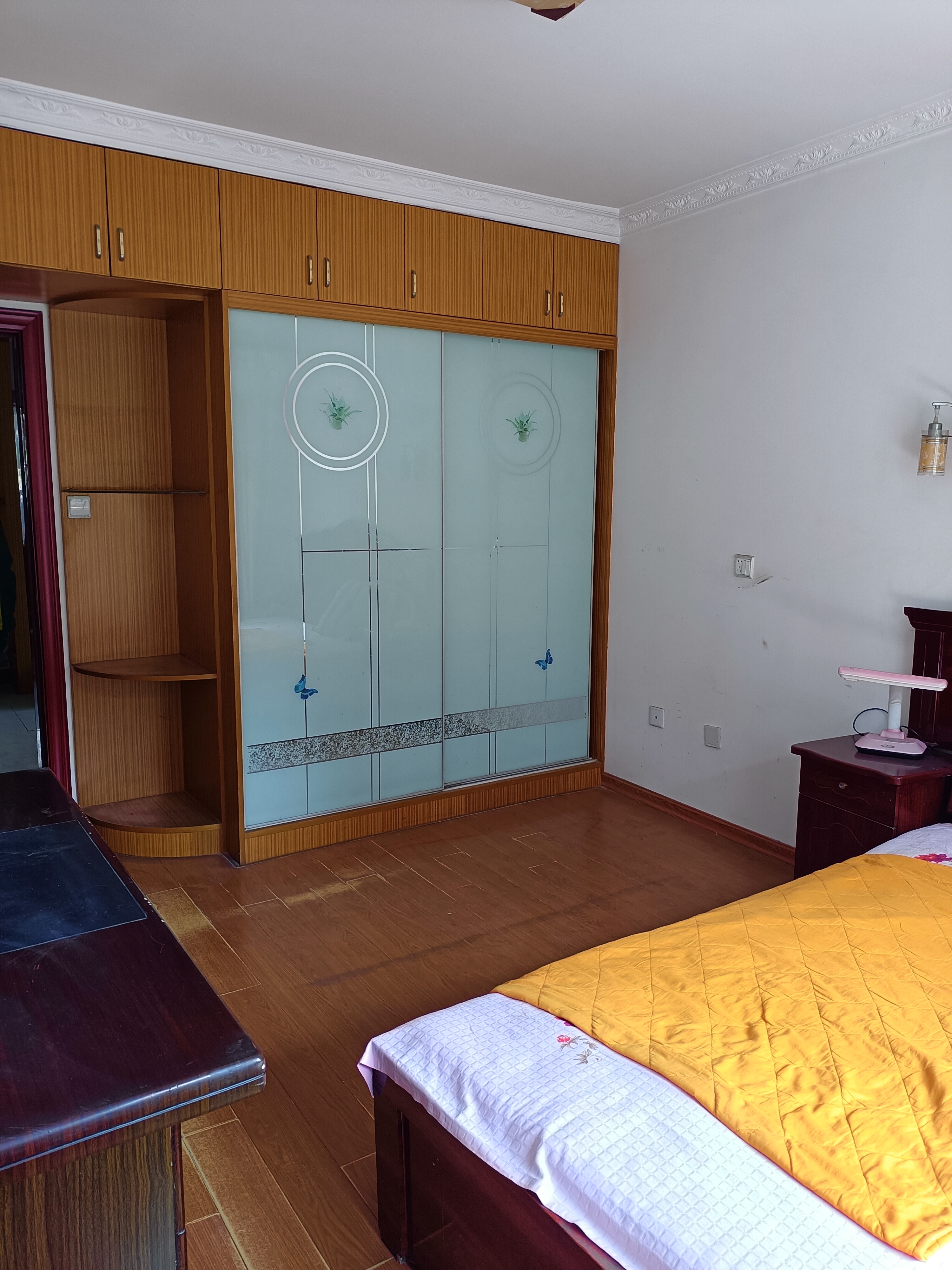 星港湾花园 2室2厅1卫 90m&sup2;