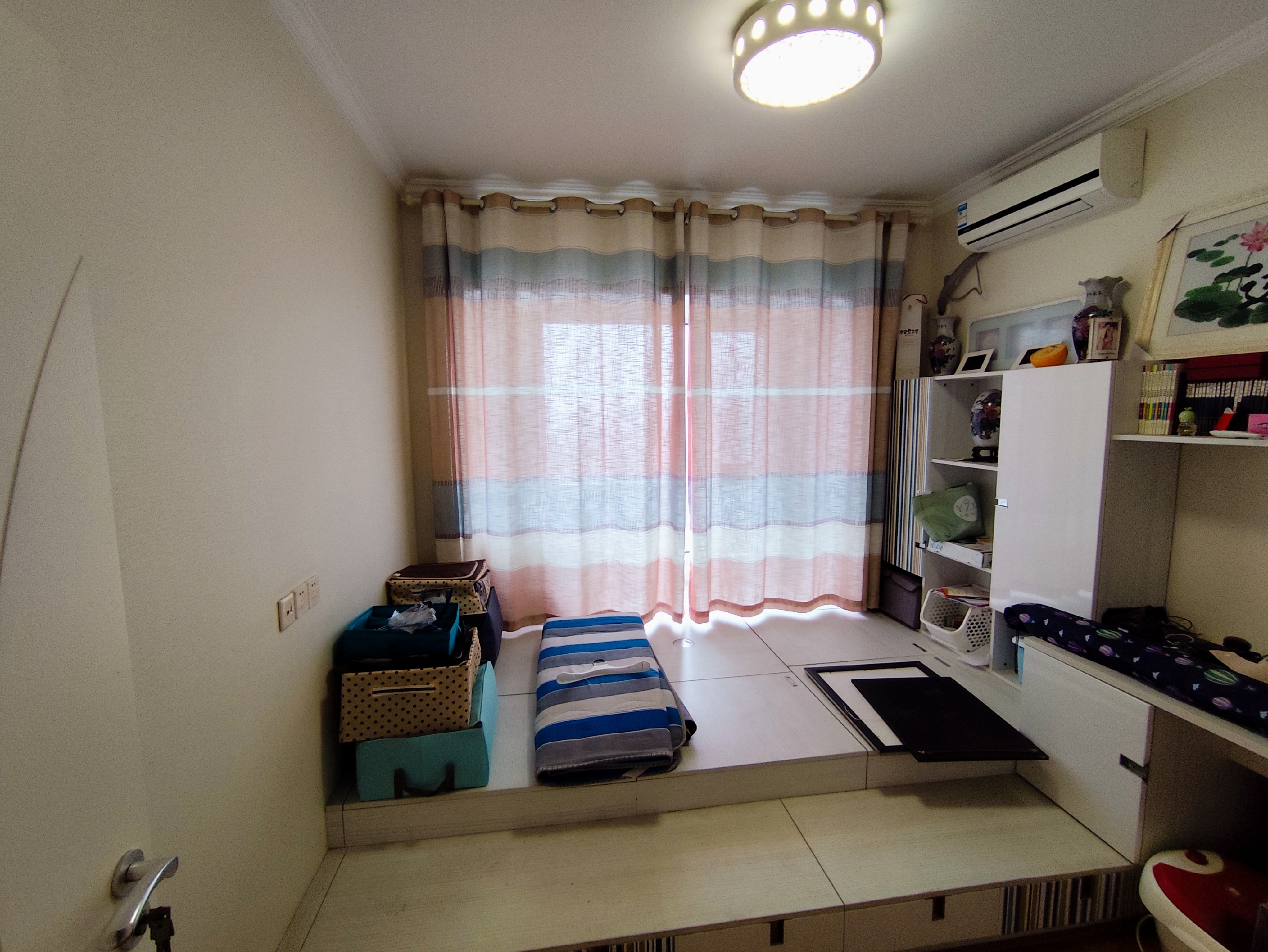 中南世纪花城一期 3室2厅2卫 128m&sup2;