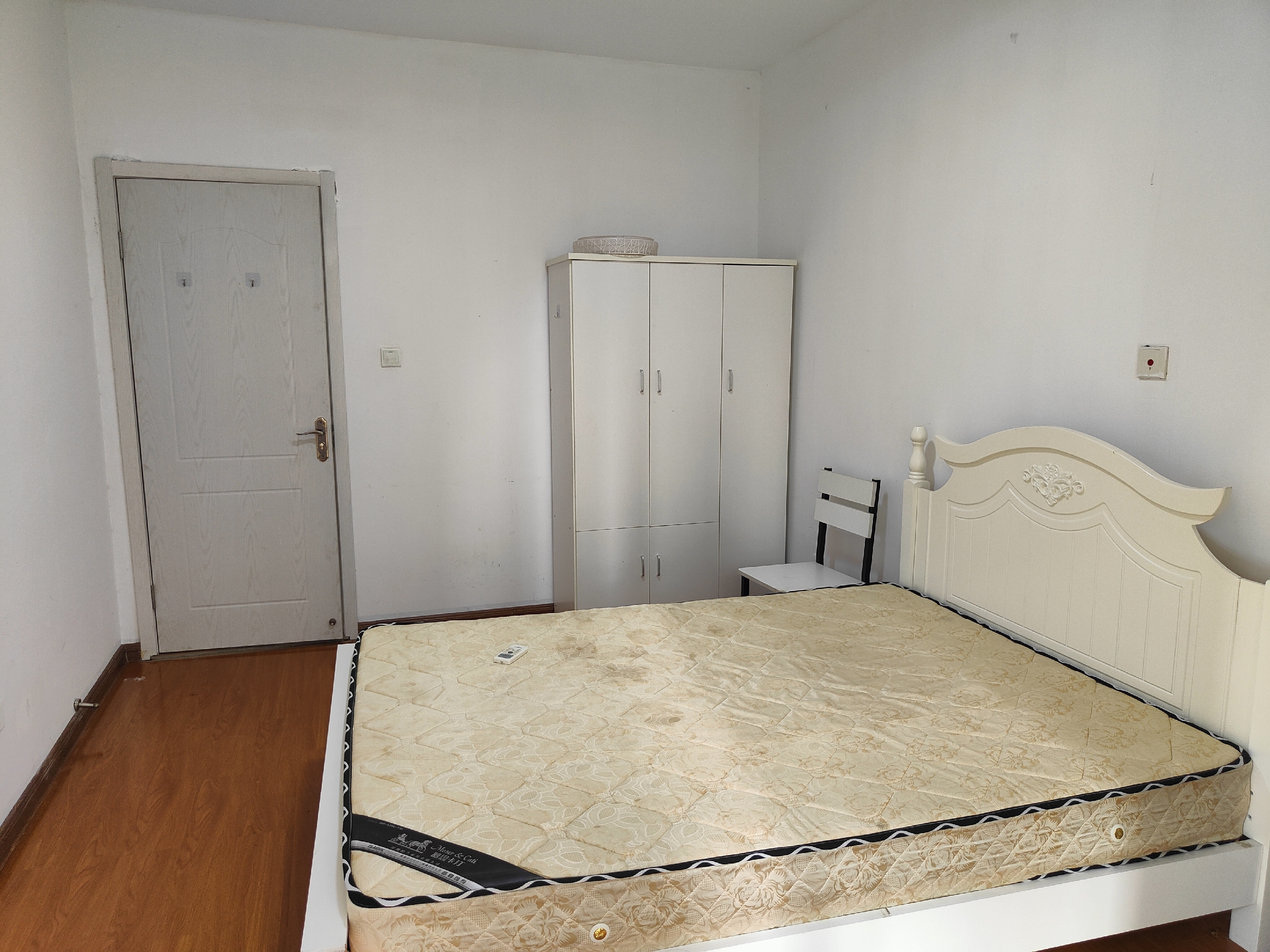 学士府 2室1厅1卫 107.00m&sup2;