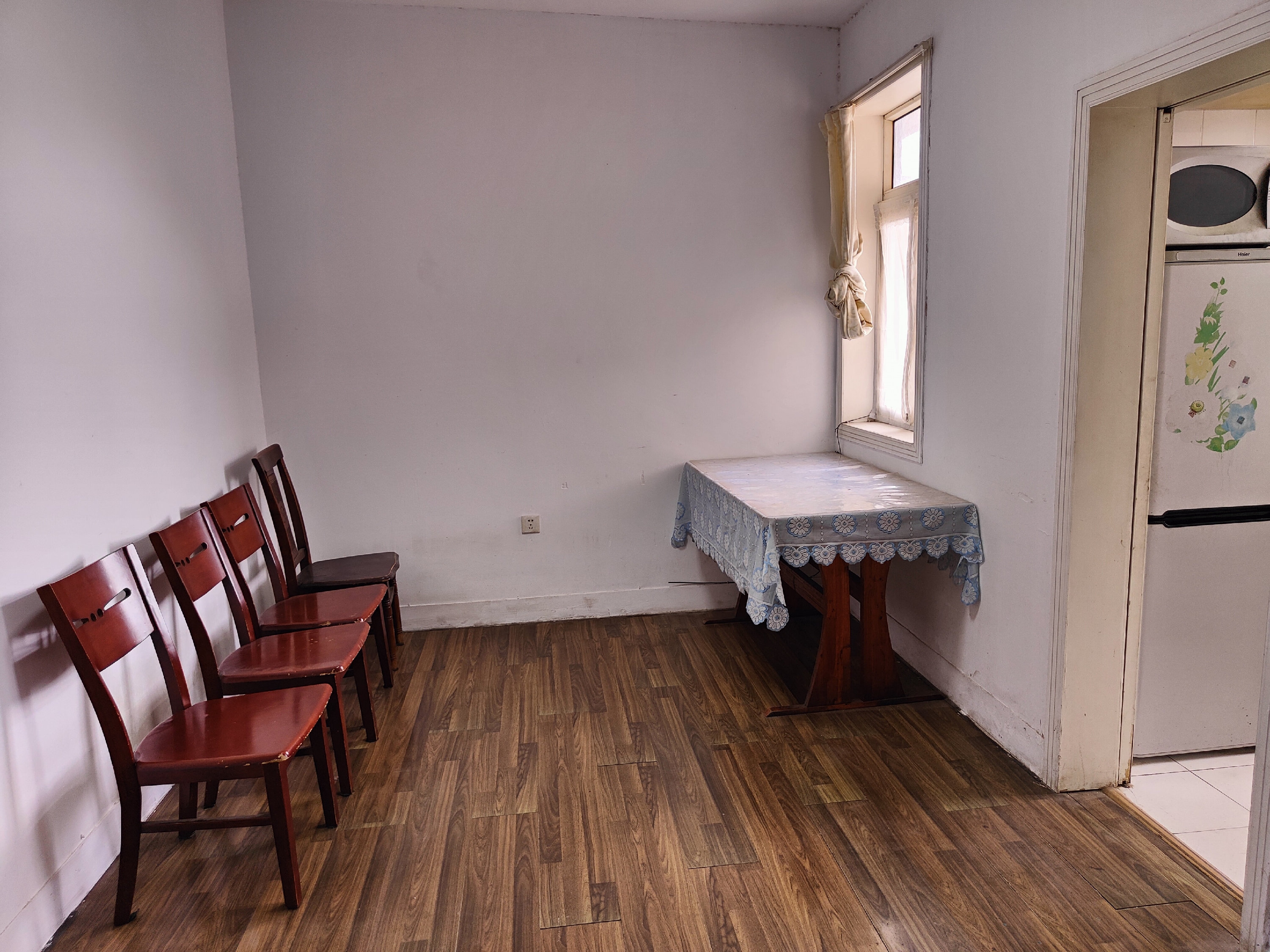 郭里园 1室1厅1卫 50.00m&sup2;